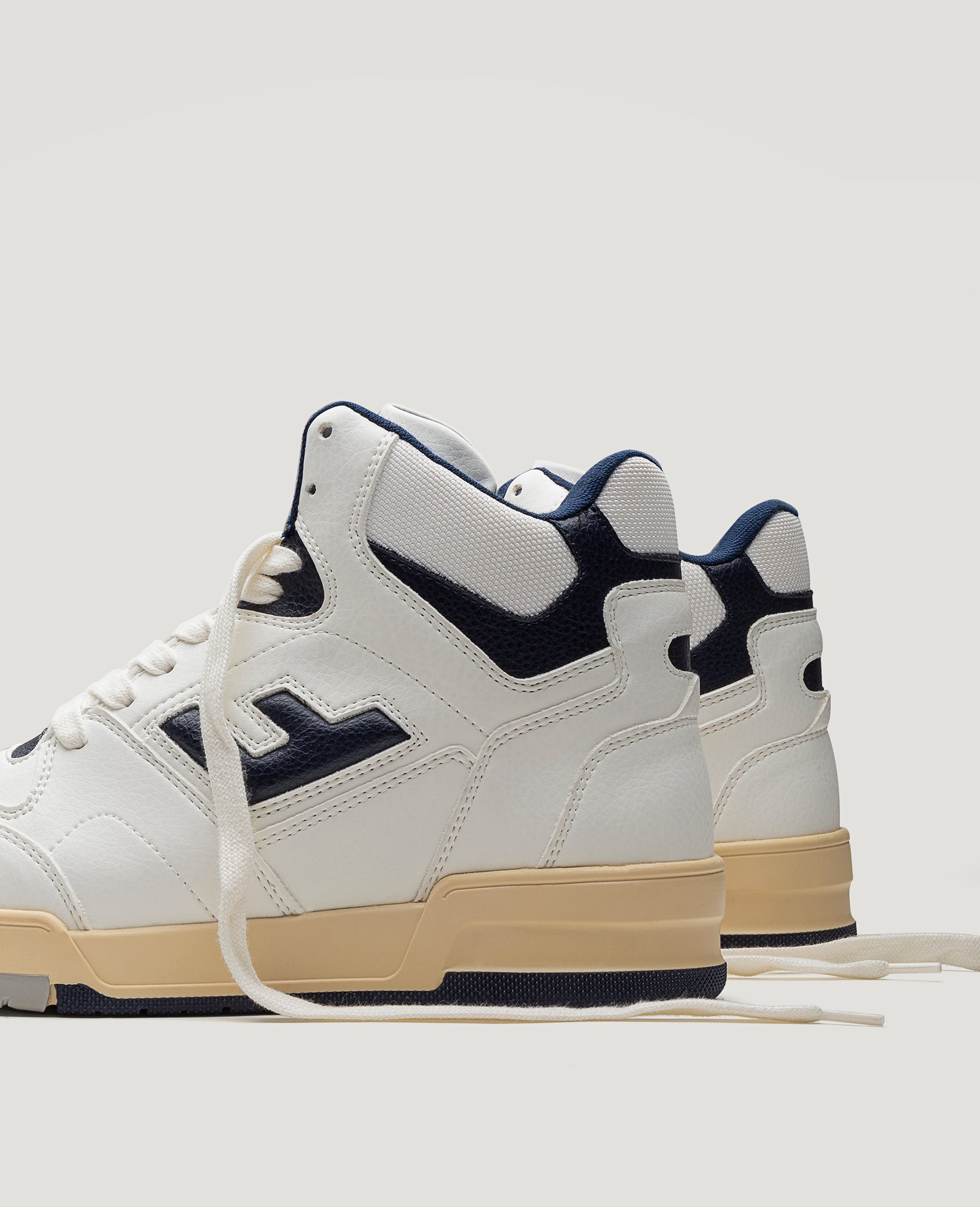 ELEVATE VANILLA NAVY