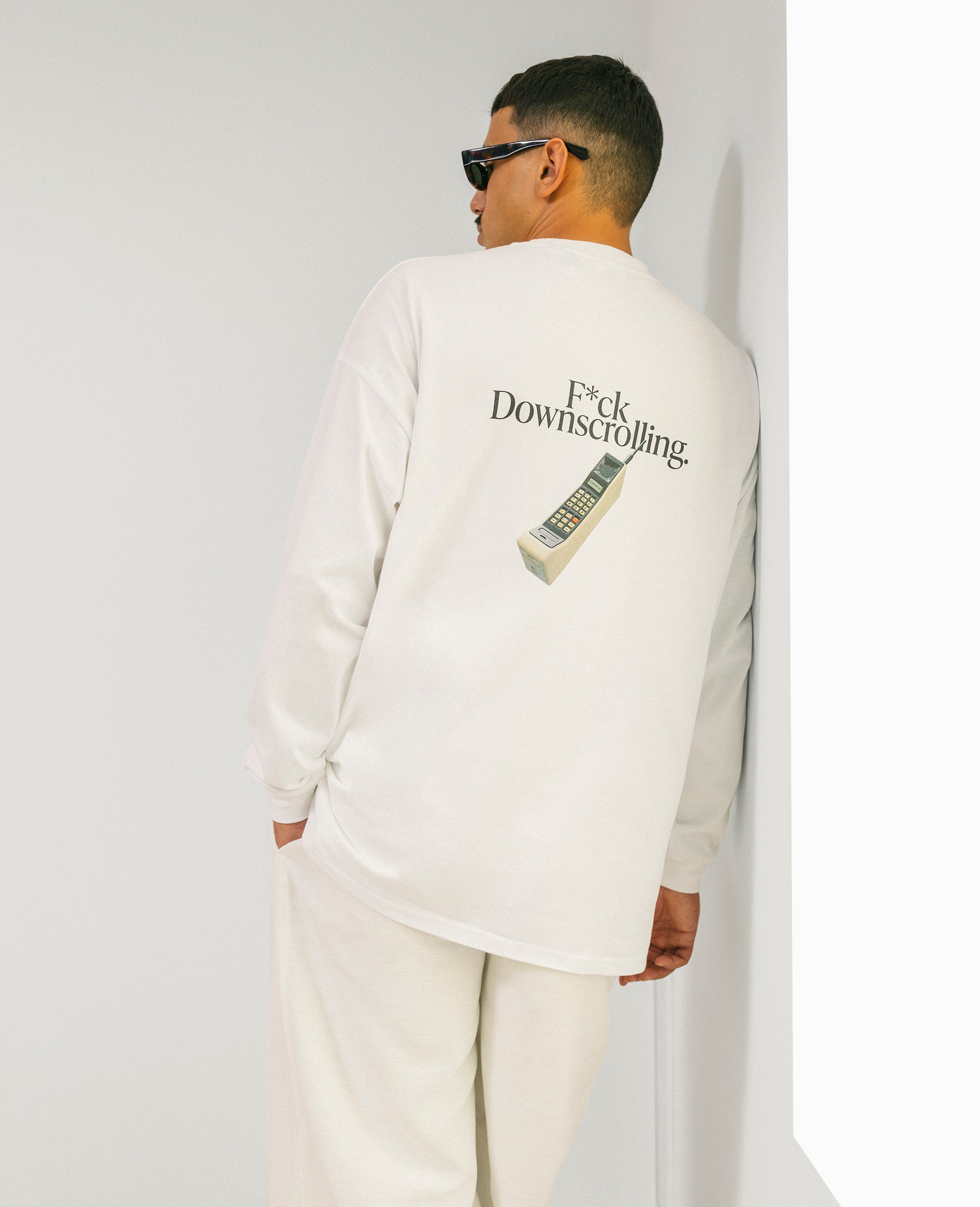 LONG-SLEEVE FUCK DOWNSCROLLING
